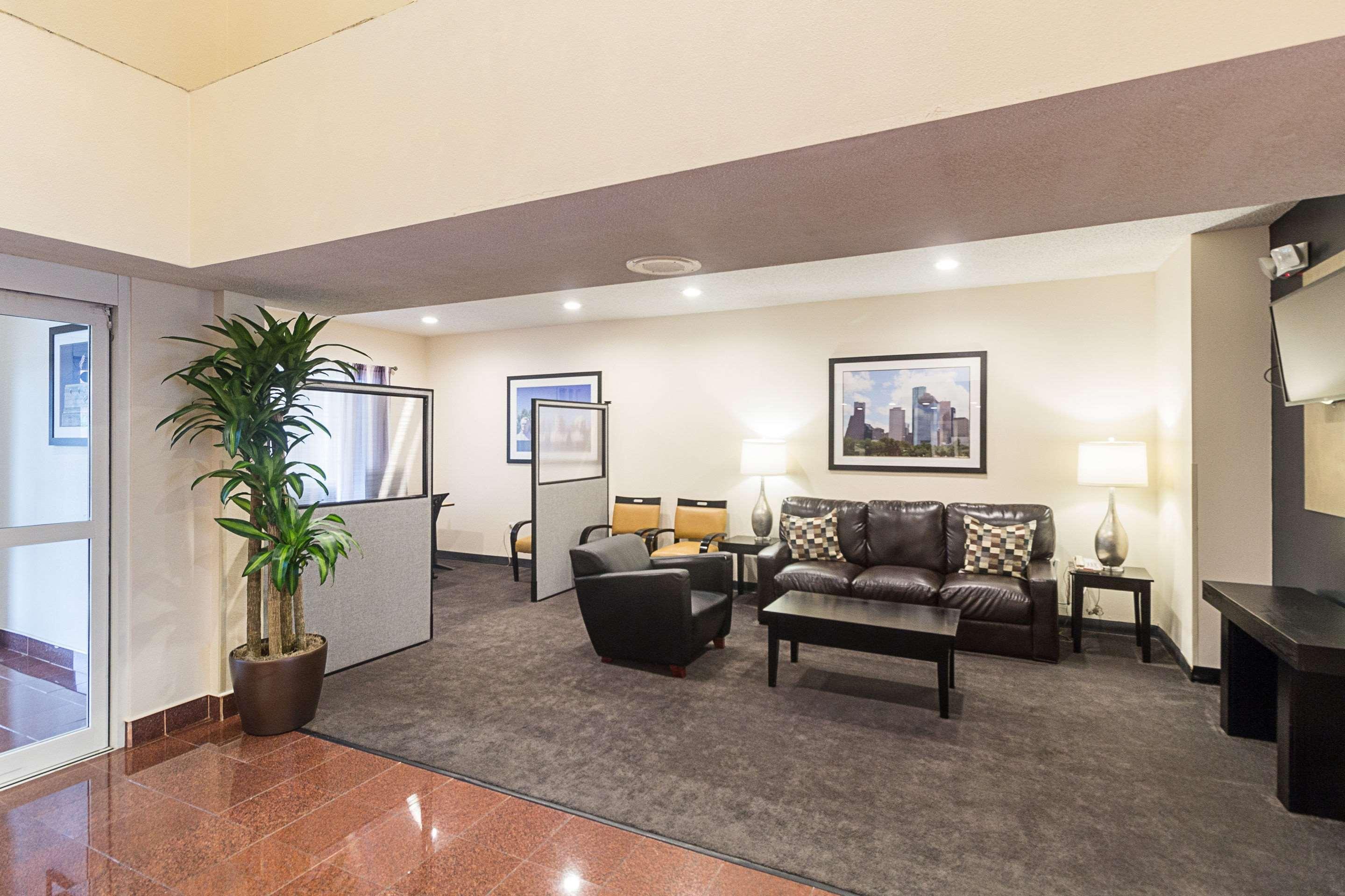 Quality Inn & Suites West Chase Houston Eksteriør billede