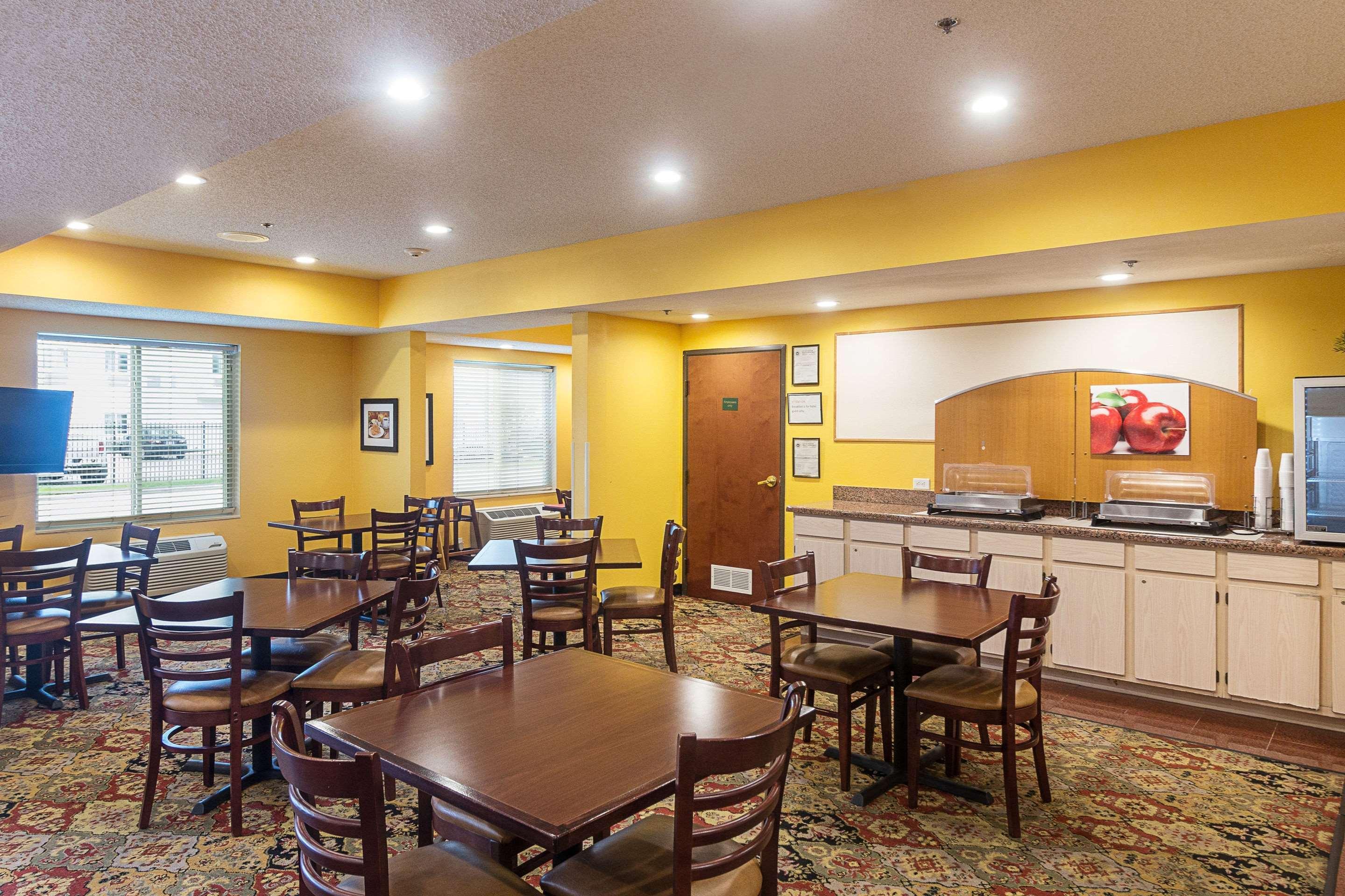 Quality Inn & Suites West Chase Houston Eksteriør billede