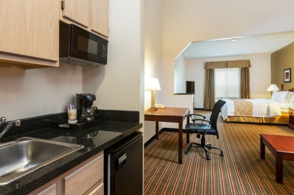 Quality Inn & Suites West Chase Houston Eksteriør billede
